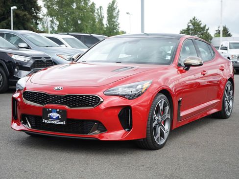 Used 2018 Kia Stinger GT2 AWD/4WD image 1