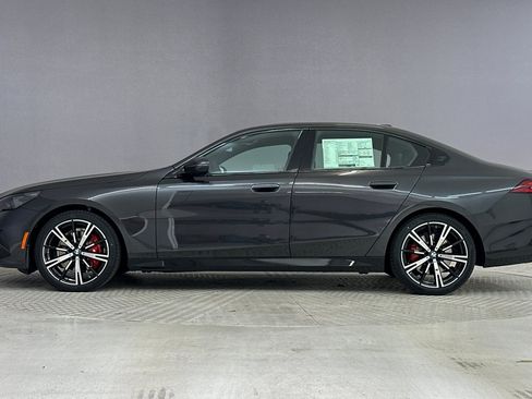 New 2026 BMW 530i w/ M Sport Package image 2