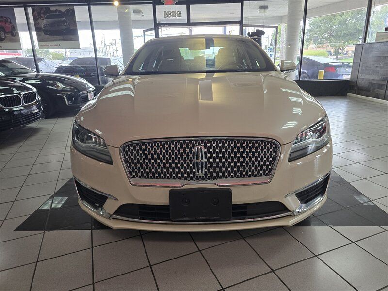 Used 2018 Lincoln MKZ Select w/ Select Plus Package AWD/4WD image 2