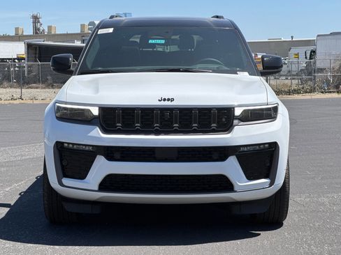 New 2026 Jeep Grand Cherokee L Summit AWD/4WD image 8