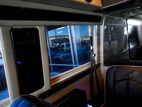 Used 2014 Mercedes-Benz Sprinter 2500 image 52