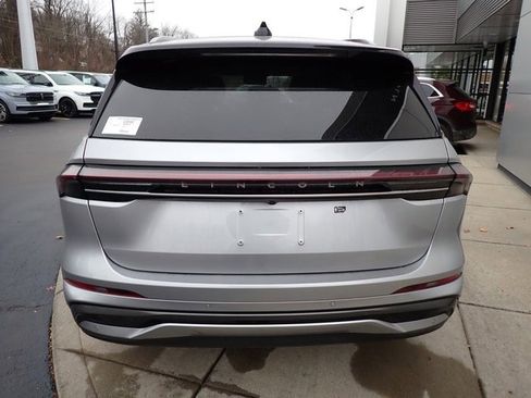 New 2026 Lincoln Nautilus Reserve w/ Jet Appearance Package image 4