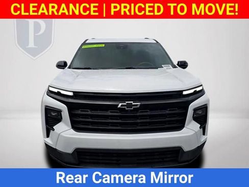 New 2026 Chevrolet Traverse LT w/ Midnight/Sport Edition FWD image 12
