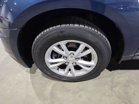 Used 2017 Chevrolet Equinox LT w/ Convenience Package image 22