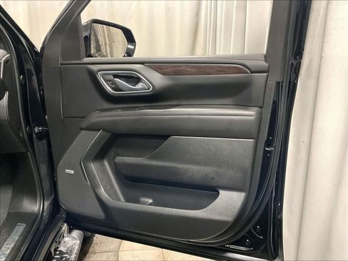 Used 2023 Chevrolet Tahoe Z71 w/ Luxury Package image 12