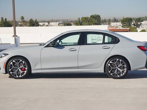 New 2026 BMW 330i 330i w/ M Sport Package image 4