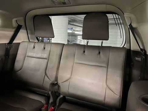 Used 2014 Lexus GX 460 w/ Premium Package AWD/4WD image 23
