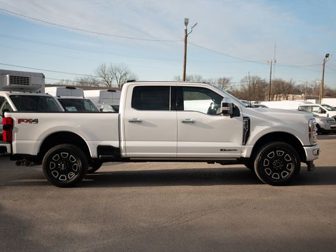 Used 2024 Ford F350 Platinum image 5