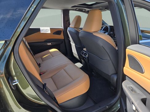Used 2025 Lexus RX 350 Premium w/ Accessory Package (Z1) FWD image 11