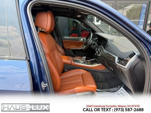 Used 2022 BMW X5 xDrive45e w/ M Sport Package AWD/4WD image 18
