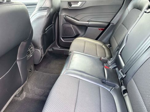 Used 2024 Ford Escape ST-Line w/ Tech Pack #1 FWD image 15
