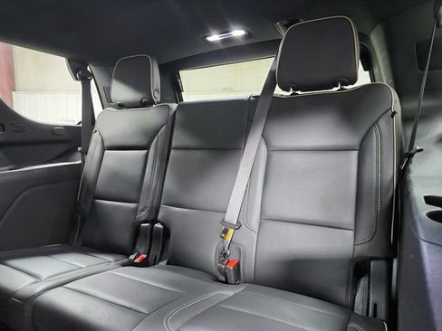 Used 2024 Chevrolet Tahoe Premier RWD image 12