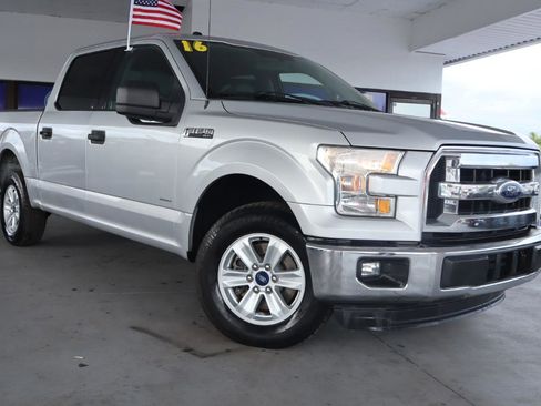 Used 2016 Ford F150 XLT RWD image 3