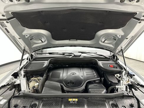 Used 2020 Mercedes-Benz GLS 450 4MATIC image 27