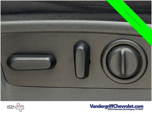 Used 2019 Chevrolet Silverado 1500 LT w/ Texas Edition AWD/4WD image 22