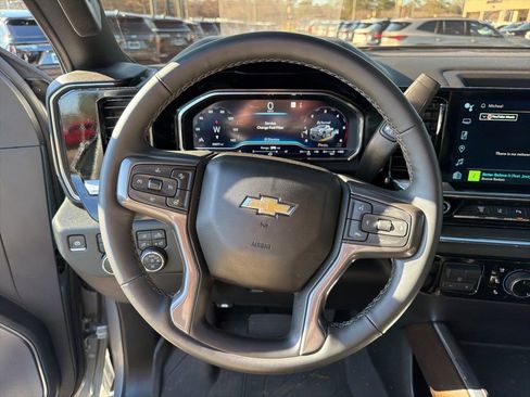 Used 2024 Chevrolet Silverado 2500 High Country image 24