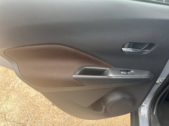 Used 2024 Nissan Kicks SR FWD image 27