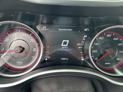 Used 2018 Dodge Charger R/T RWD image 10