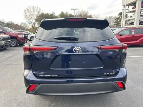 New 2026 Toyota Highlander XLE image 6