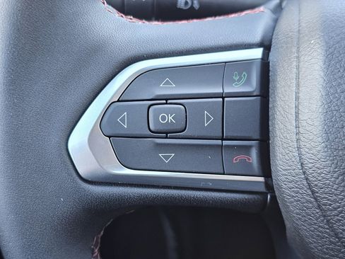 New 2026 Jeep Compass Trailhawk image 17