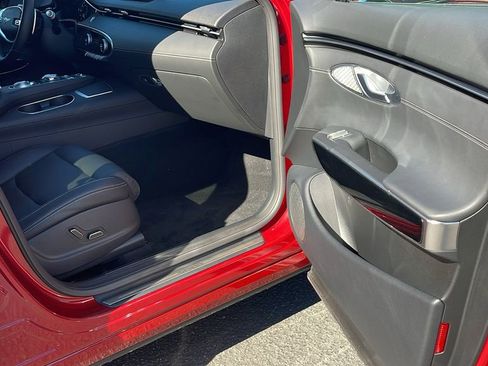 Used 2025 Genesis GV70 2.5T image 34