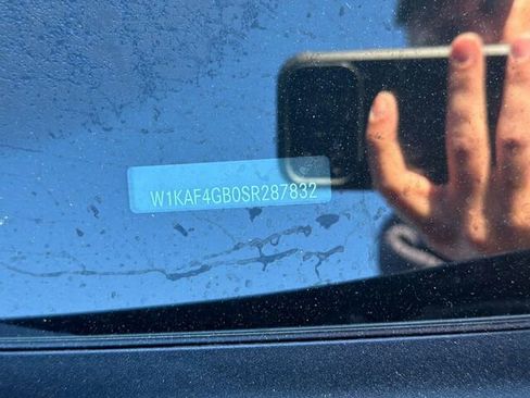 Used 2025 Mercedes-Benz C 300 Sedan image 4