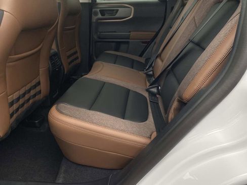 New 2026 Ford Bronco Sport Outer Banks w/ Outer Banks Tech Package+ AWD/4WD image 9