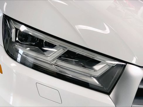 Used 2019 Audi Q5 2.0T Premium Plus w/ Premium Plus Package image 29