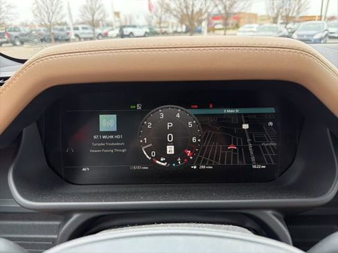 Used 2025 Land Rover Defender 110 X-Dynamic SE image 52