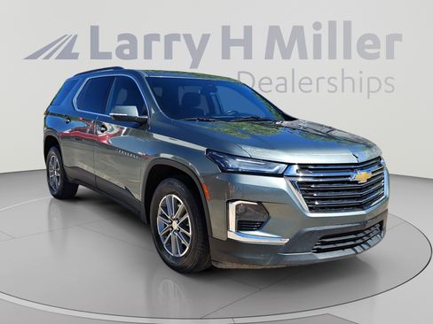 Used 2022 Chevrolet Traverse LT AWD/4WD image 7