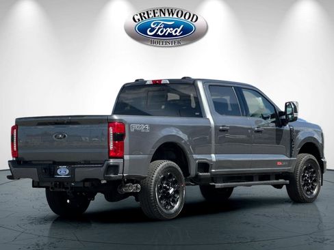 New 2026 Ford F250 Lariat w/ Black Appearance Package image 4