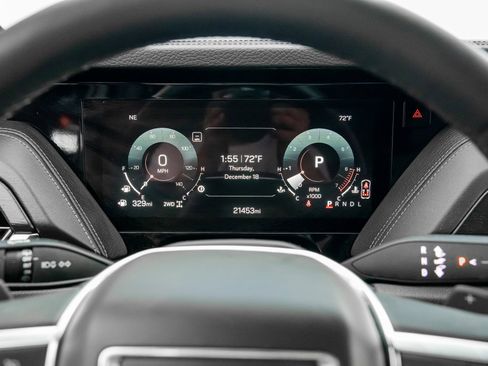 Used 2025 GMC Yukon Denali image 46