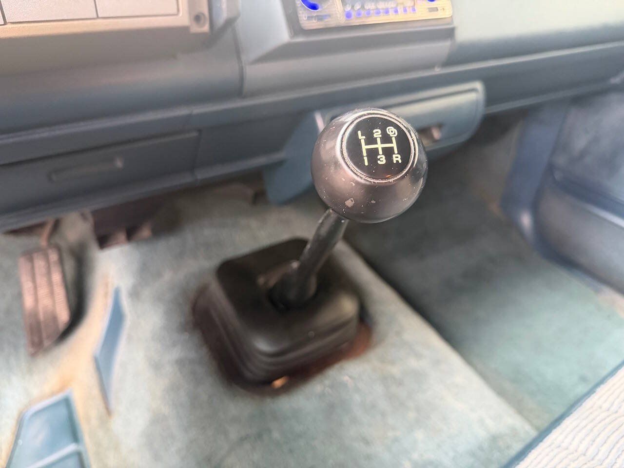 Used 1993 Chevrolet Silverado 3500 2WD Crew Cab image 24