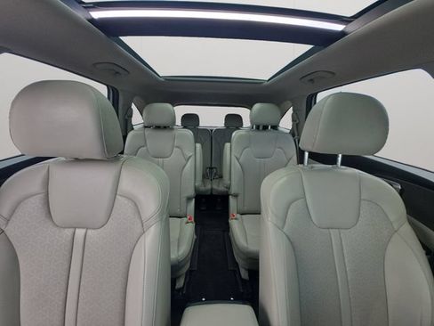 Used 2021 Kia Sorento SX AWD/4WD image 17