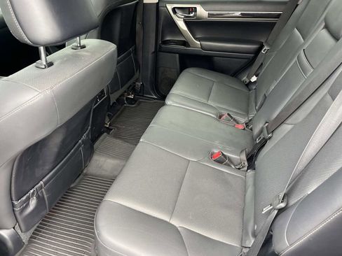 Used 2015 Lexus GX 460 image 19