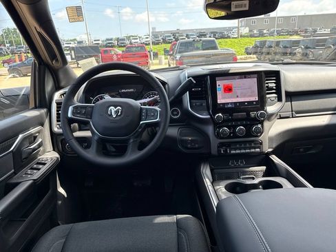 New 2026 RAM 2500 Big Horn AWD/4WD image 18