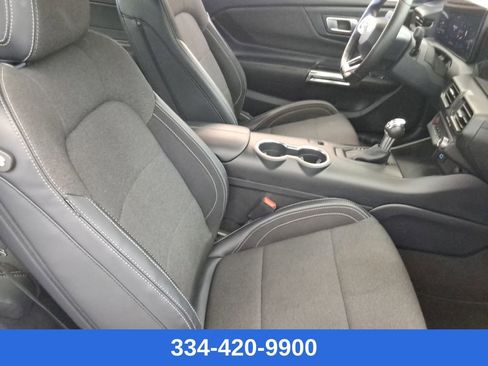 Used 2024 Ford Mustang Coupe image 16