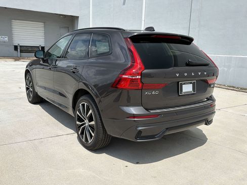 Used 2024 Volvo XC60 B5 Plus w/ Protection Package Premier AWD/4WD image 3