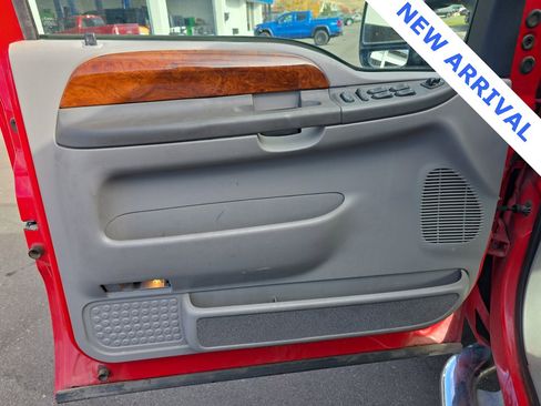 Used 2001 Ford F350 Lariat image 11