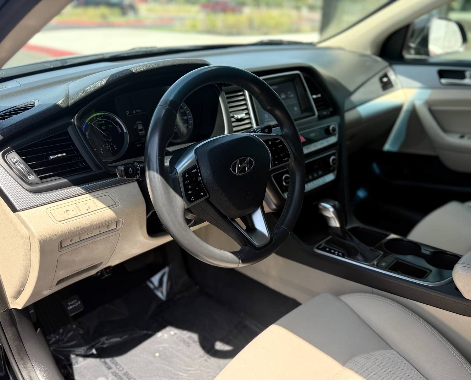 Used 2019 Hyundai Sonata SE FWD image 32