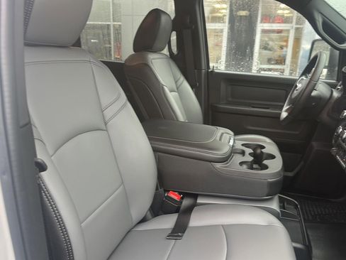 New 2026 RAM 3500 Tradesman w/ Chrome Appearance Group image 4