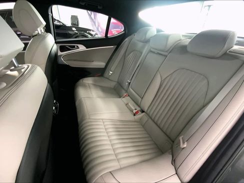 Used 2023 Genesis G70 2.0T w/ Sport Prestige Package image 27