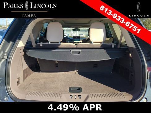 Certified 2023 Lincoln Aviator Reserve w/ Equipment Group 201A image 8