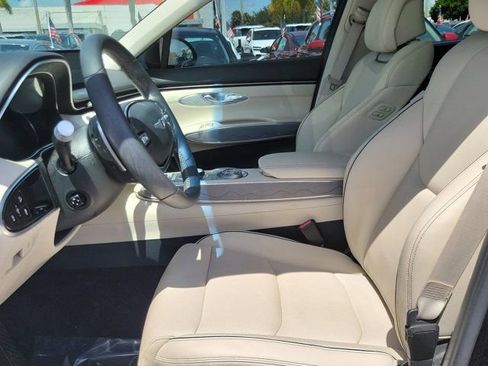 Used 2024 Genesis GV70 2.5T w/ Advanced Package AWD/4WD image 12