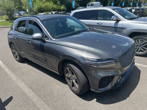 Used 2022 Genesis GV70 3.5T Sport w/ Sport Advanced Package AWD/4WD image 14