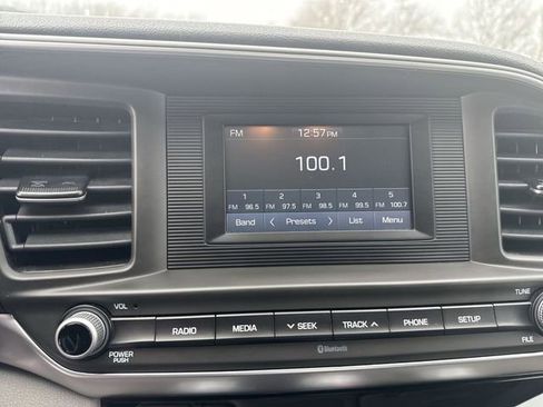 Used 2019 Hyundai Elantra SE w/ Cargo Package image 14