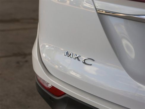 Used 2019 Lincoln MKC Reserve w/ MKC Technology Package image 15