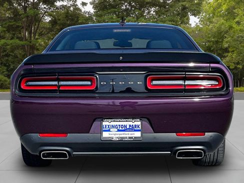 Used 2022 Dodge Challenger R/T w/ Shaker Package image 6