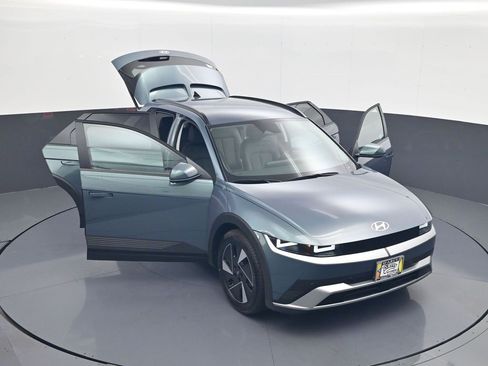 New 2025 Hyundai Ioniq 5 SEL image 29