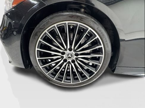 Used 2023 Mercedes-Benz C 300 Sedan image 12